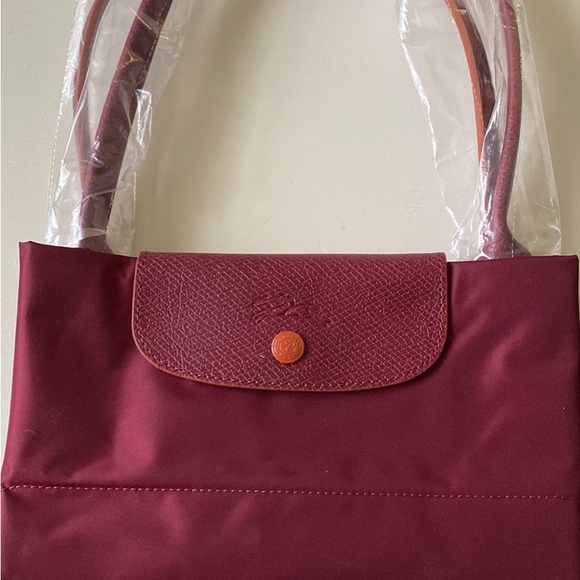 Longchamp BRAND NEW large tote bags. I purchased these and never unpacked them. - Picture 2 of 6